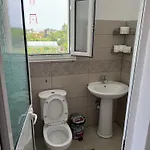 度假居 House